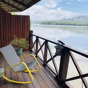 Homestay Gayang Friendly Water House Malaysia
